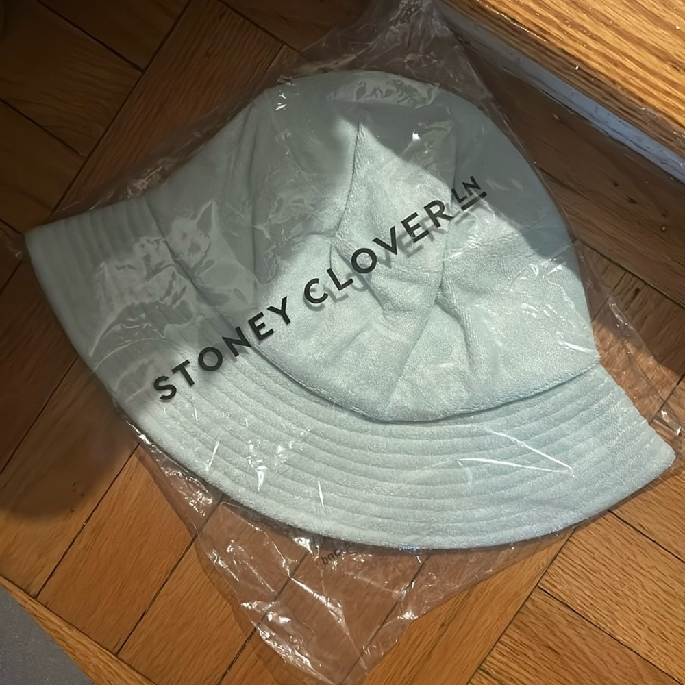 Stoney clover lane Terry bucket hat nwt